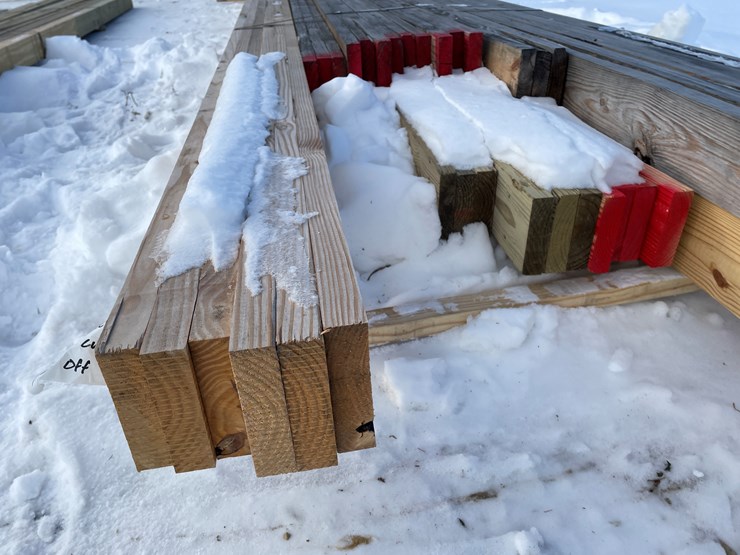 #3788-•-bundle-of-laminated-wood-beams-image-9