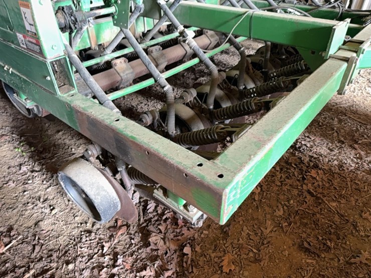 john-deere-1560-image-8