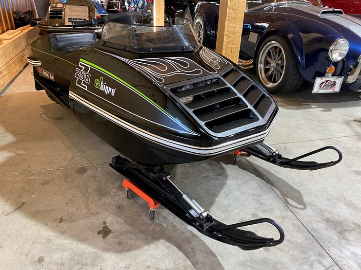 #3781-•-1975-arctic-cat-el-tigre'-250-z-snowmobile-image-3