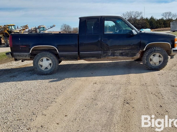 1997-chevrolet-silverado-1500-image-4