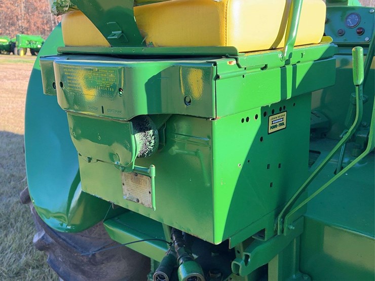 1959-john-deere-830-image-48