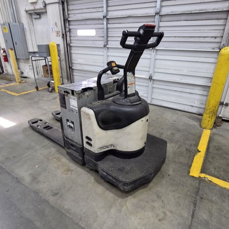 2006 CROWN PE4000-60