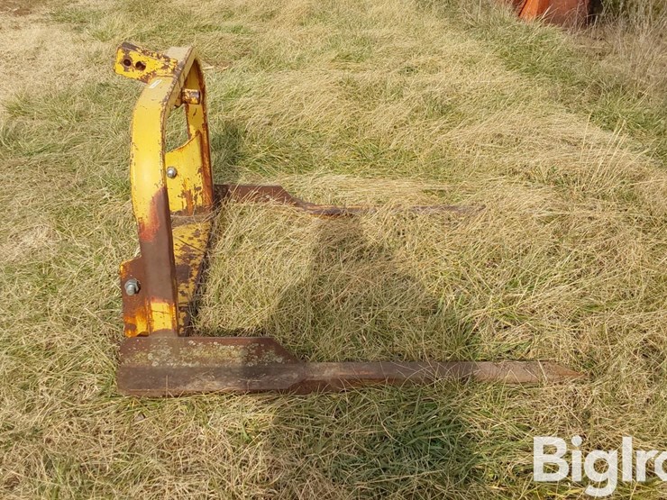 3-pt-mounted-bale-fork-image-8