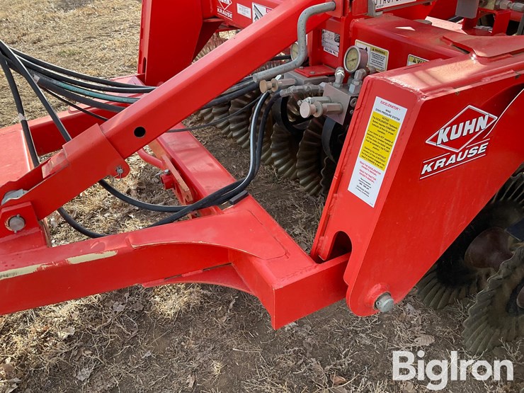 2015-kuhn-8000-excelerator-vertical-tillage-tool-image-20