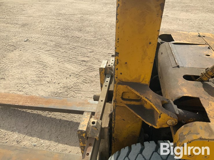 clark-propane-forklift-image-11