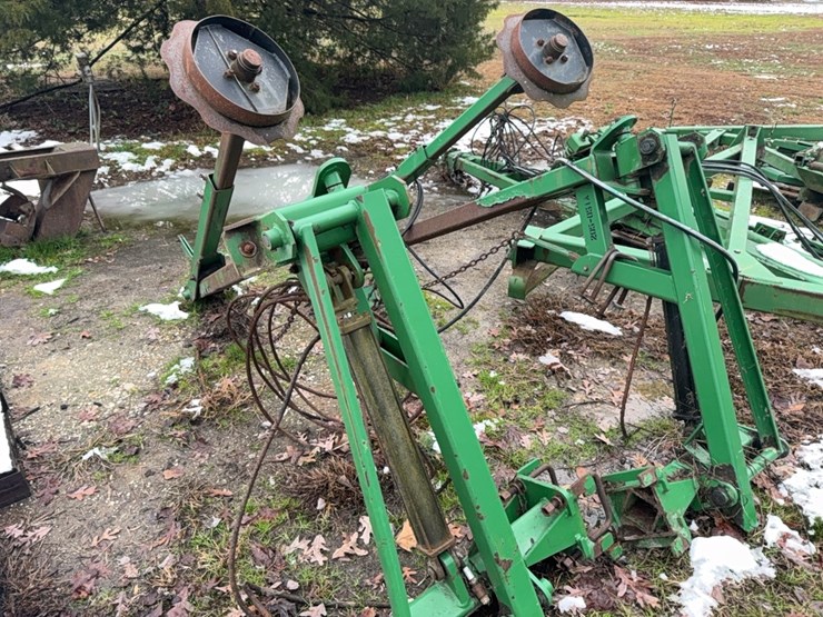 drill-rowmarkers;-located-at-7241-roxbury-rd,-charles-city,-va,--please-call-804.837.9940-or-804.651.4404-with-questions-image-5