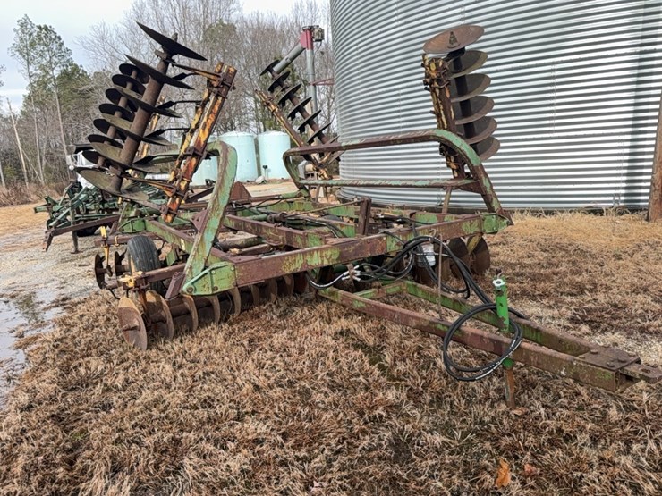 john-deere-230-image-5