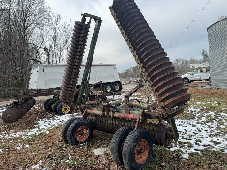 24-ft-folding-3-section-cultipacker-pull,-brillion;-located-at-7241-roxbury-rd,-charles-city,-va,-please-call-804.651.4404-with-questions-image-34