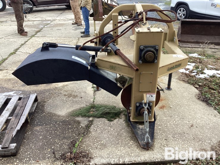 land-pride-3-pt-rotary-ditcher-image-4