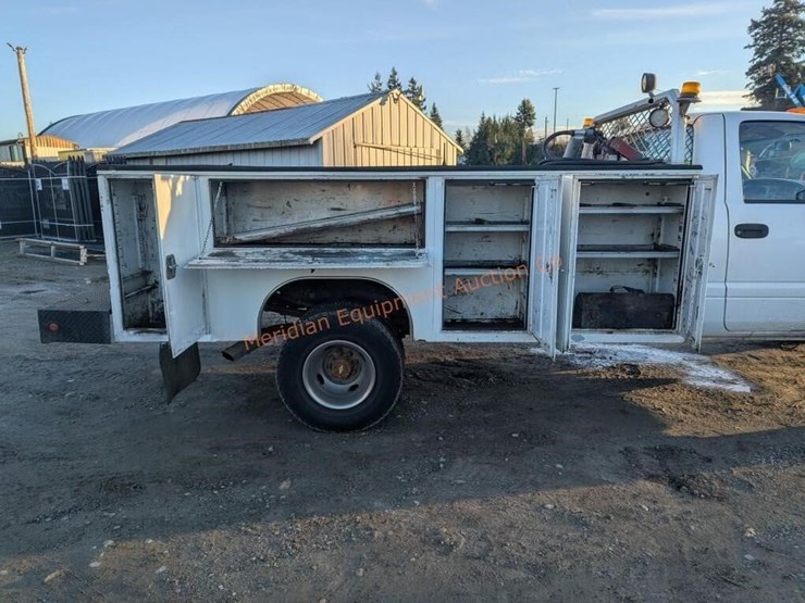 1999-dodge-ram-3500-image-10