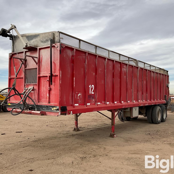 2009 Versa T/A Chain-Floor Trailer