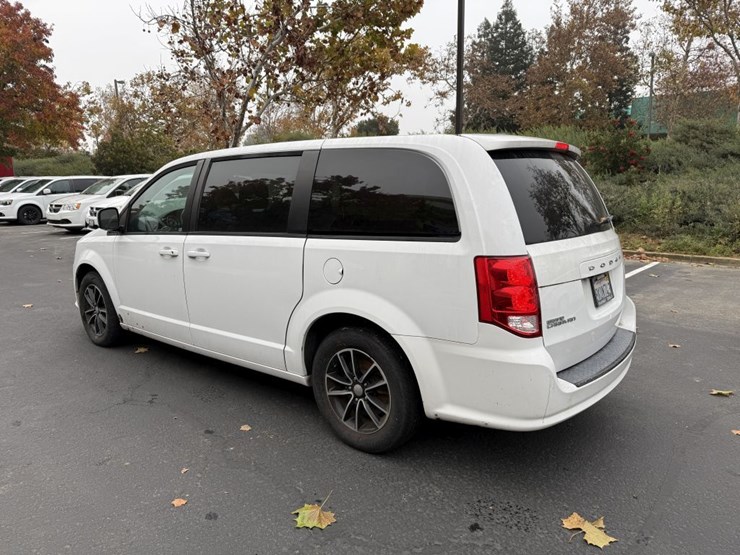 2019-dodge-grand-caravan-image-4