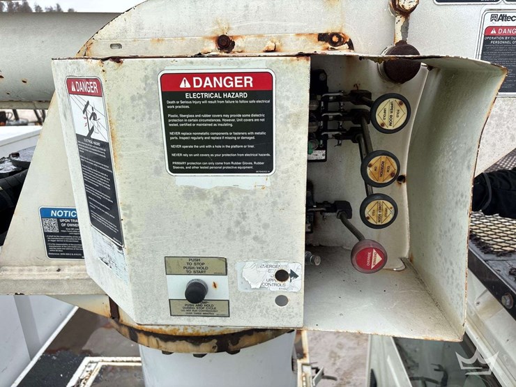 2007-international-durastar-4300-image-27