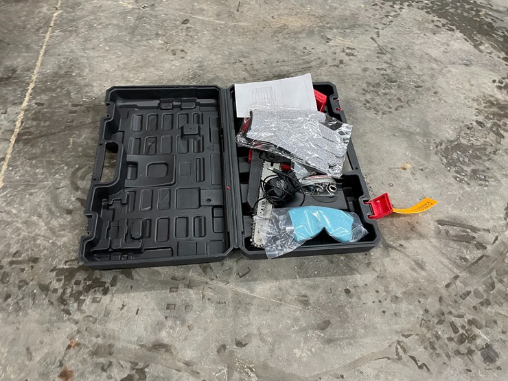 #5854-•-eletrosserra-a-bateria-electric-chainsaw-image-4