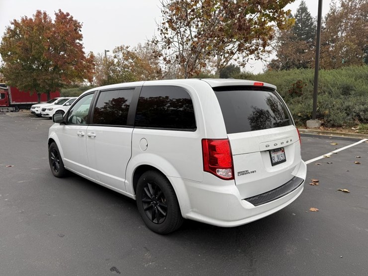 2019-dodge-grand-caravan-image-4