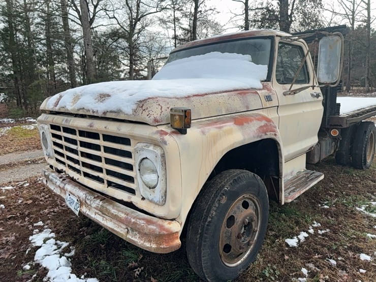 1977-ford-600-image-7