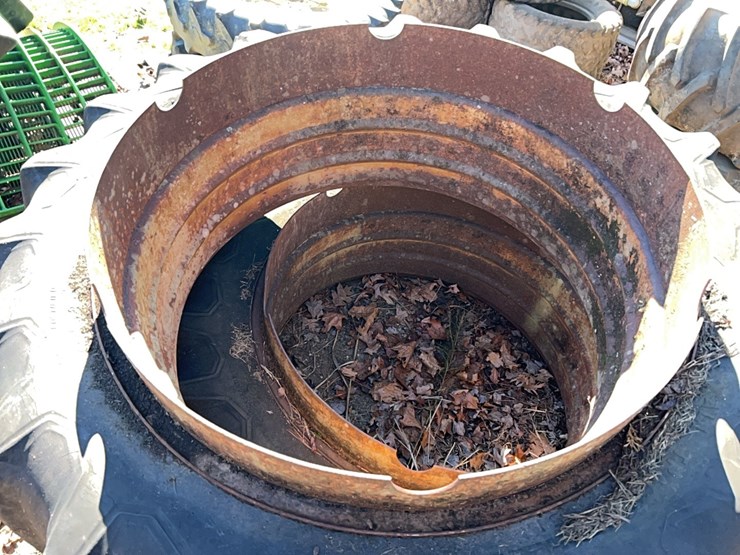 pair-of-15x38-clamp-on-dual-wheels;-located-at-7241-roxbury-rd,-charles-city,-va,-please-call-804.837.9940-or-804.651.4404-with-questions-image-2