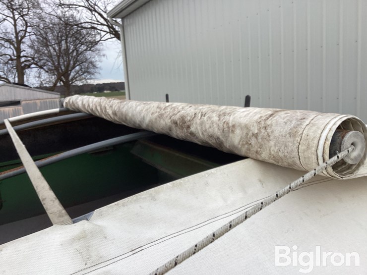 unverferth-gc-4500-grain-cart-image-17