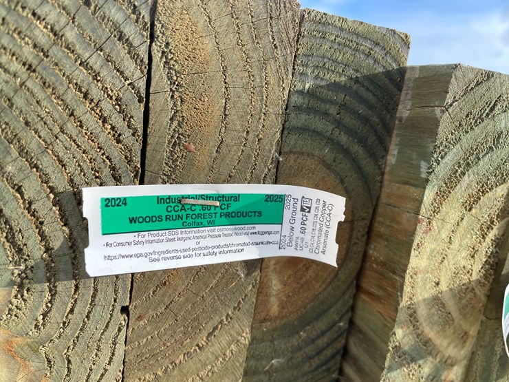 #3777-•-bundle-of-laminated-wood-beams-image-19