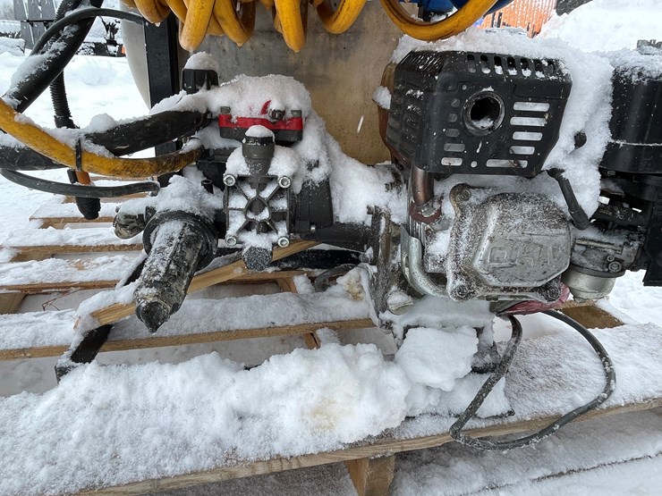 #3826-•-used-pressure-washer-unit-image-11