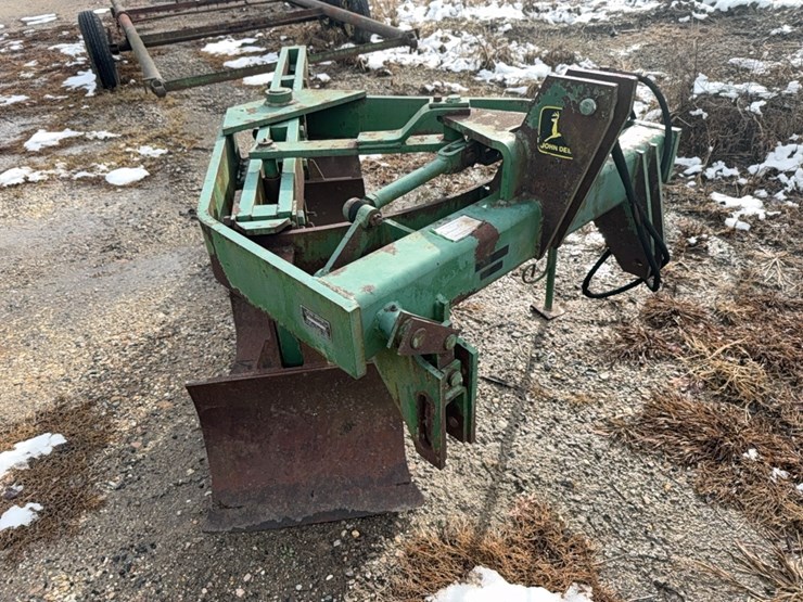 john-deere-3945-image-7