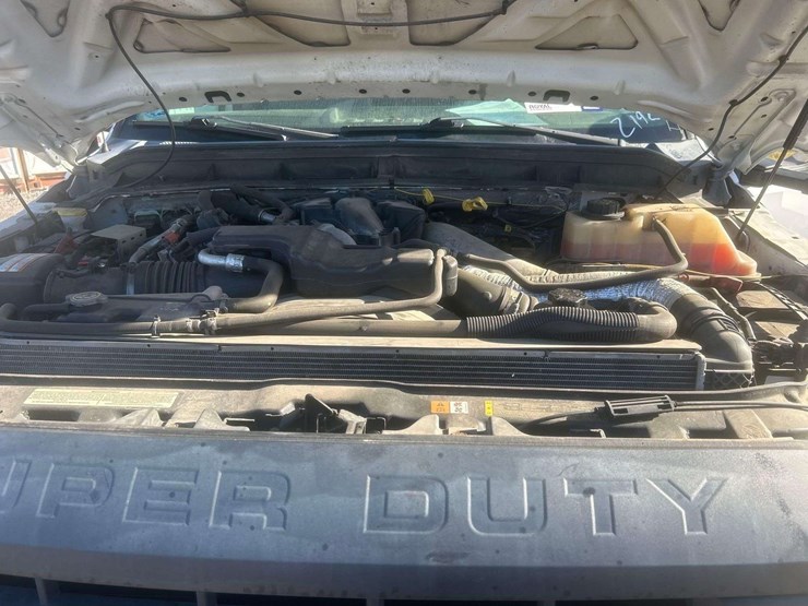 2012-ford-f550-image-34