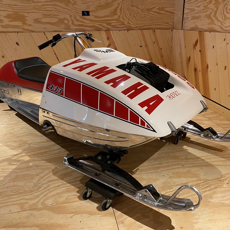 #3778 • 1975 Yamaha Kalamazoo GPX 433G Snowmobile