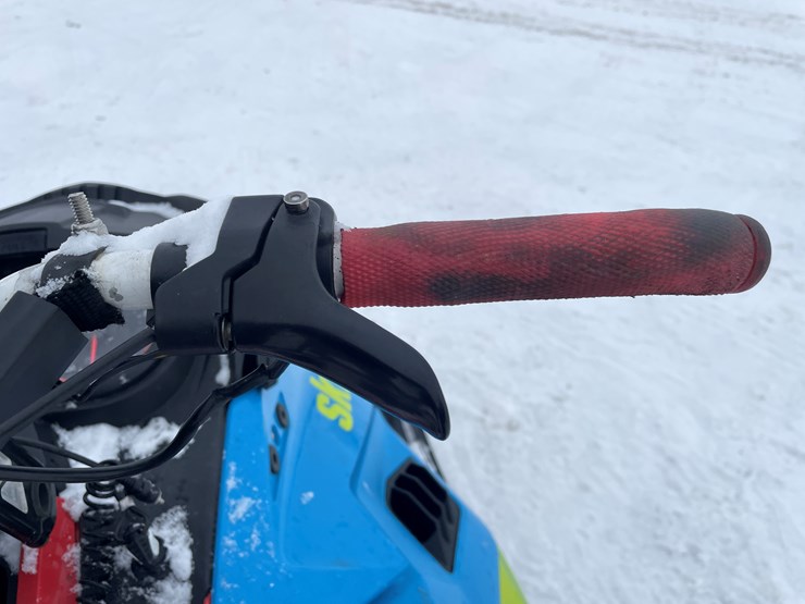 #500-•-2015-ski-doo-free-ride-800-snowmobile-(no-reg-card,-bill-of-sale-only)-image-45