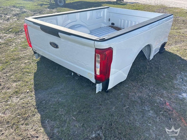 ford-pickup-truck-bed-image-2