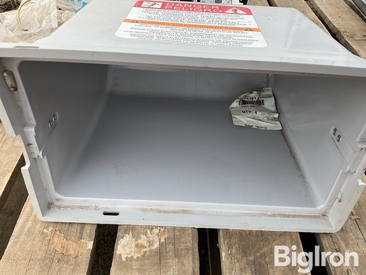 valley-pivot-tower-control-boxes-image-19