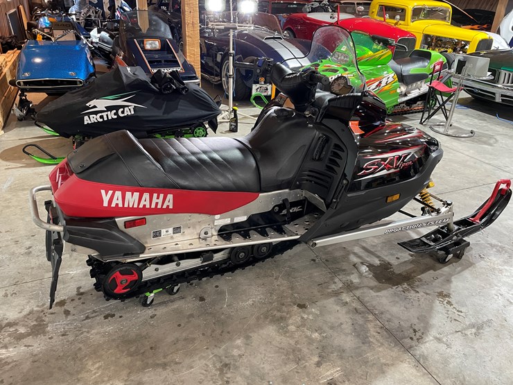 #3798-•-2004-yamaha-sx-viper-snowmobile-image-5