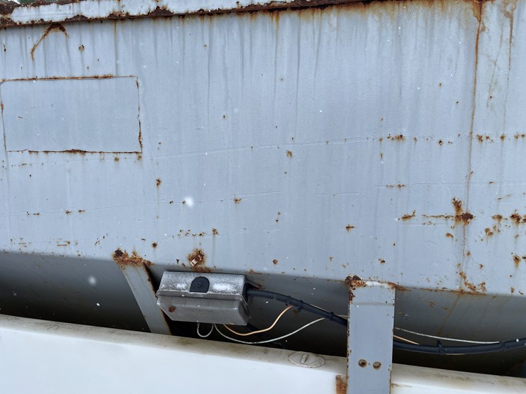 #3773-•-truck-mounted-salter/sander-with-brine-tanks-image-18