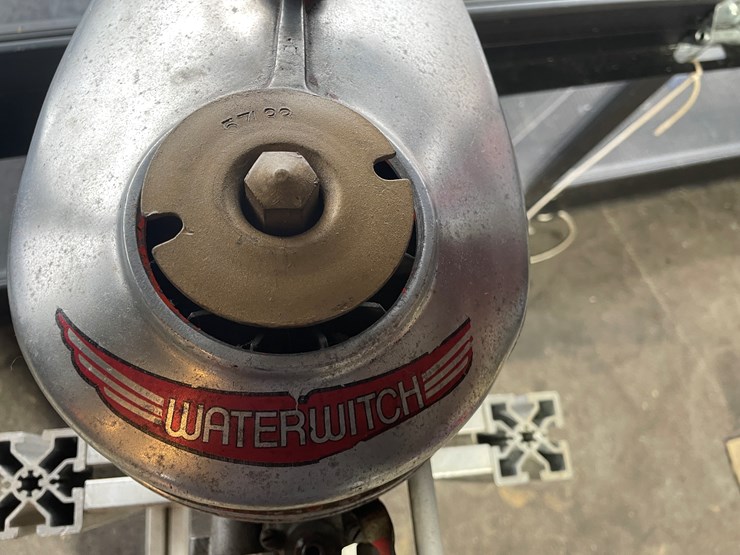 #3825-•-water-witch-vintage-outboard-boat-motor-image-5