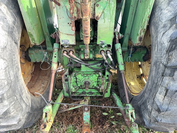 john-deere-4320-image-18