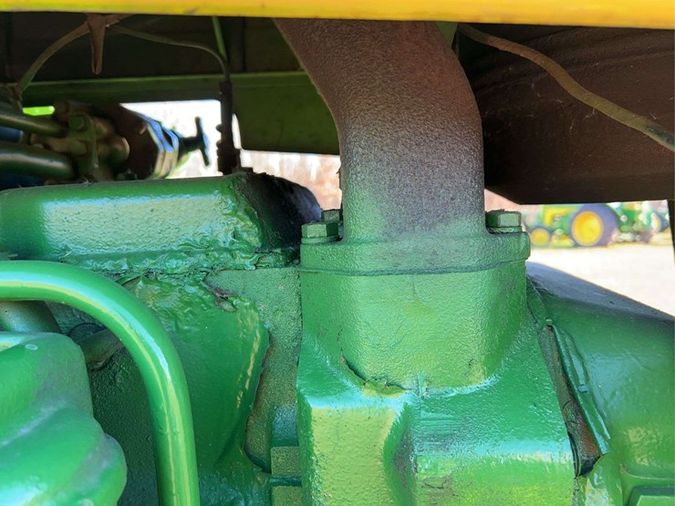 john-deere-830-image-30