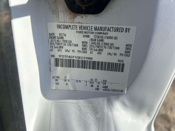 2016-utility-flatbed-image-5