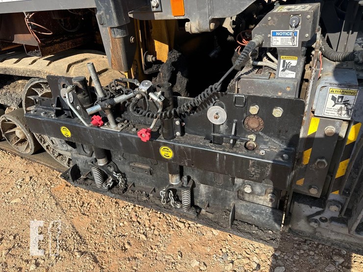 2018-volvo-p7110b-image-12