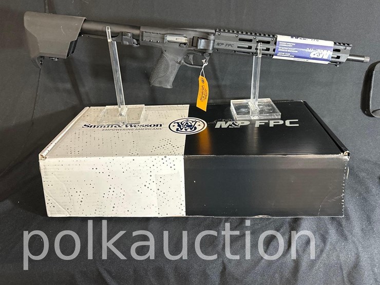 smith-&-wesson-fcp-10mm-folding-rifle-(sn#-vc03192)-(3mags/box/case)-image-1