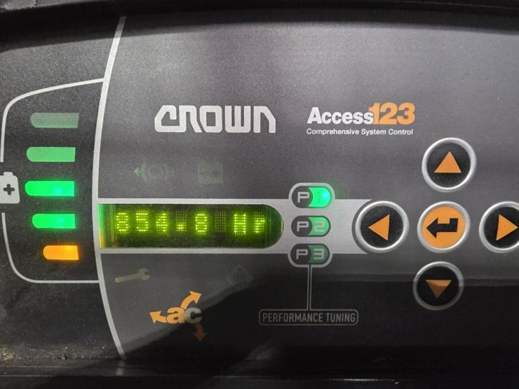 2016-crown-pe4500-60-image-3