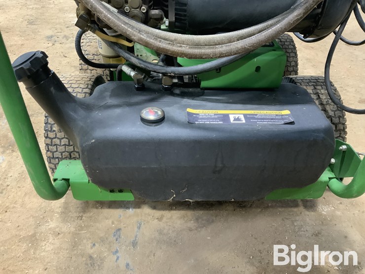 john-deere-ac2000-eh-hot-pressure-washer-image-19