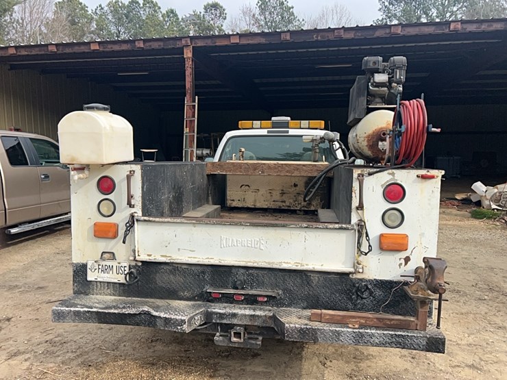 2004,-f-350-xl-service-truck,-8-ft,-diesel-6.0,-title-in-hand;-located-at-7241-roxbury-rd,-charles-city,-va,-please-call-804.837.9940-or-804.651.4404-with-questions-image-4