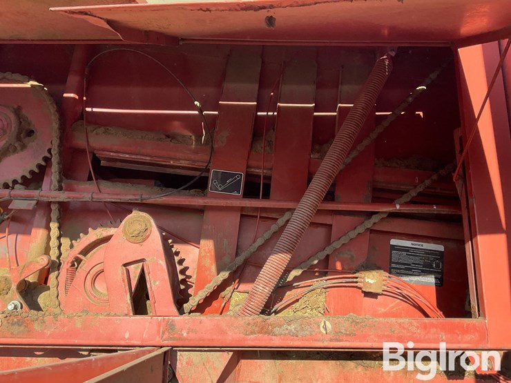 1995-hesston-4900-image-20