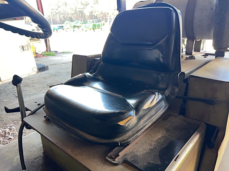 fork-lift;-located-at-7241-roxbury-rd,-charles-city,-va,-please-call-804.837.9940-or-804.651.4404-with-questions-image-12