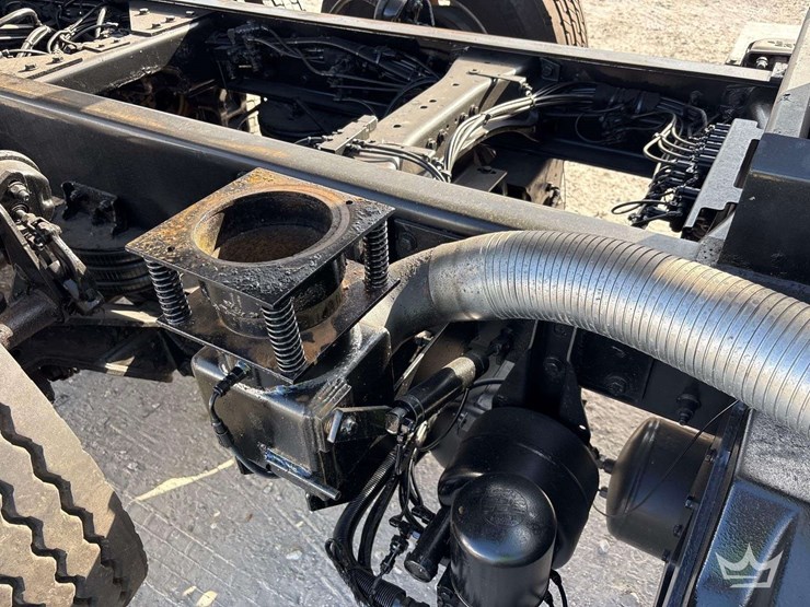 2019-kenworth-t880-image-20