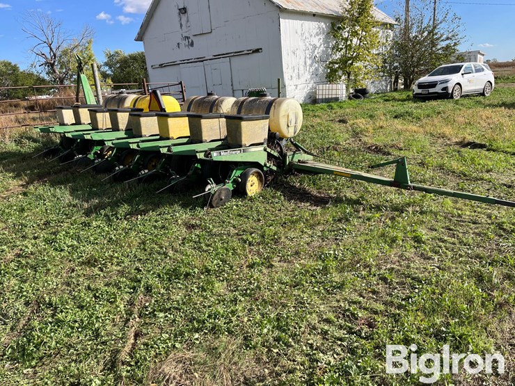 john-deere-7200-image-5