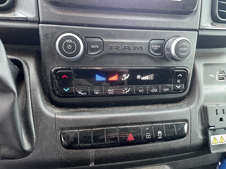 2022-dodge-1500-image-56