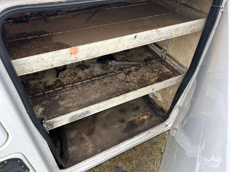 service-truck-body-image-7