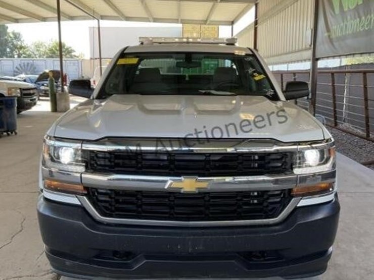 2016-chevrolet-silverado-1500-image-3