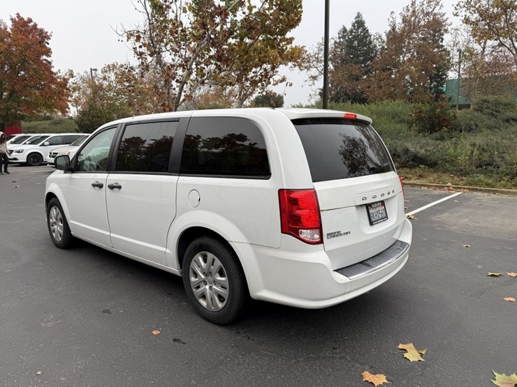 2019-dodge-grand-caravan-image-4