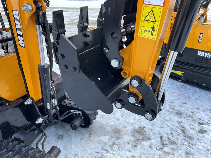 #203-•-miva-va13-mini-excavator-image-31